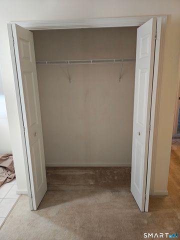 23 Dacosta Drive 23, Newington, CT 06111