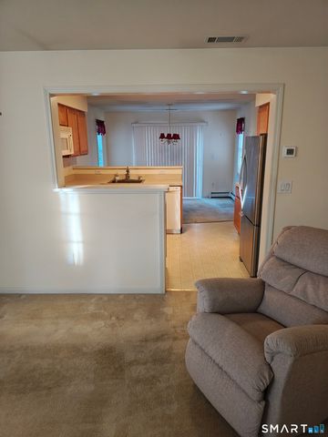 23 Dacosta Drive 23, Newington, CT 06111