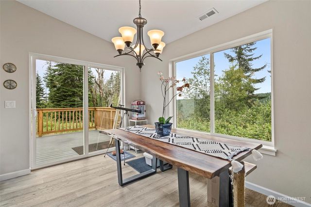 144 38 18 Loop Road, Centralia, WA 98531