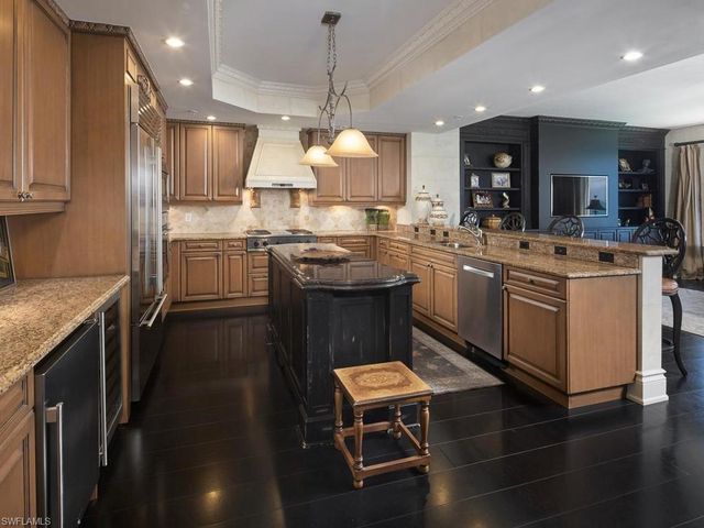 970 Cape Marco DR 1506, Marco Island, FL 34145