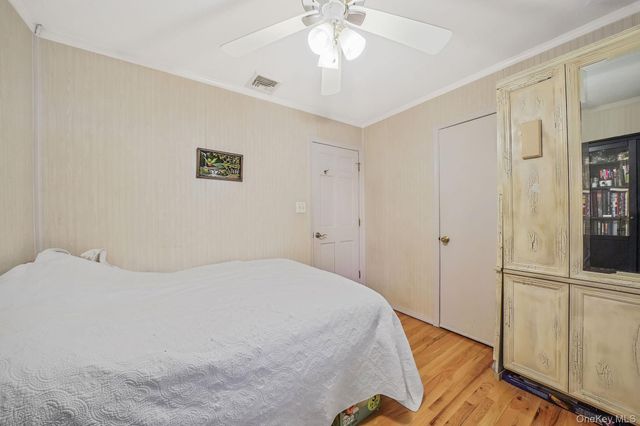 29 Wrana Street, Medford, NY 11763