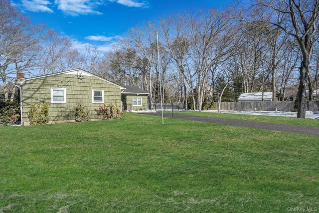 29 Wrana Street, Medford, NY 11763