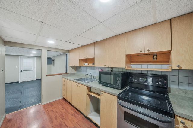 29 Wrana Street, Medford, NY 11763