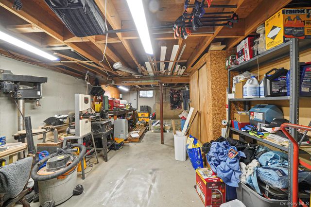 29 Wrana Street, Medford, NY 11763