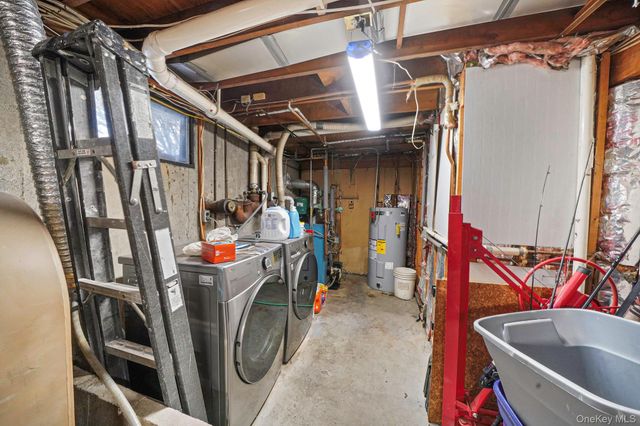 29 Wrana Street, Medford, NY 11763