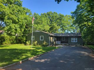 29 Wrana Street, Medford, NY 11763