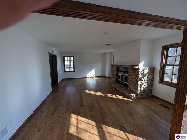 697 St Andrews Road, Brandenburg, KY 40108