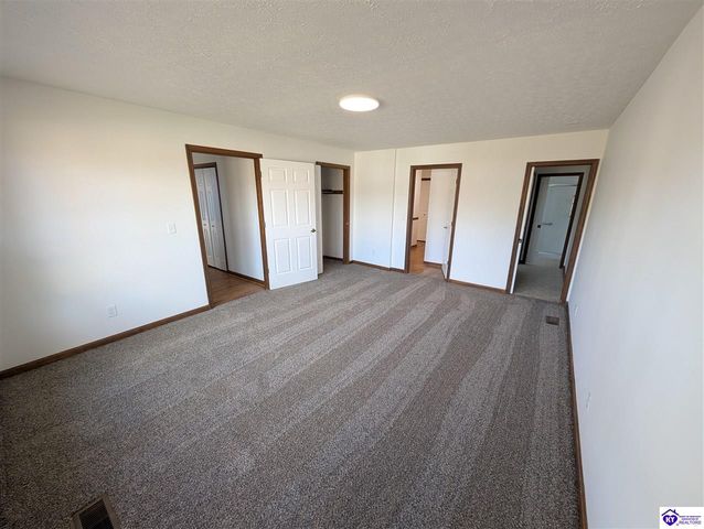 697 St Andrews Road, Brandenburg, KY 40108