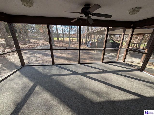 697 St Andrews Road, Brandenburg, KY 40108