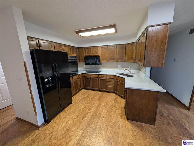 697 St Andrews Road, Brandenburg, KY 40108