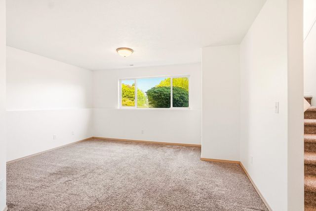1821 N Corbin Ln, Greenacres, WA 99016