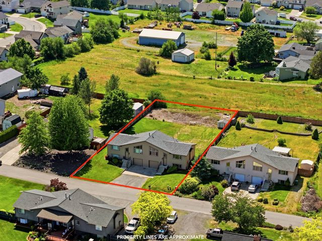 1821 N Corbin Ln, Greenacres, WA 99016