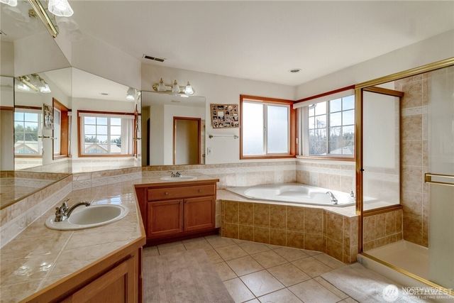 27018 117th Place SE, Kent, WA 98030