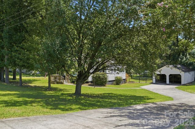 1901 Linwood Road, Gastonia, NC 28052