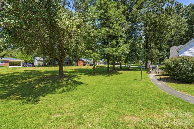 1901 Linwood Road, Gastonia, NC 28052