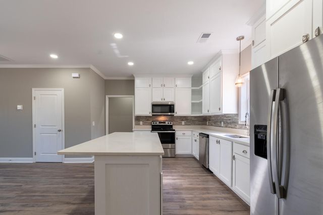 568 Beaver Hut Trail, Eastover, SC 29044