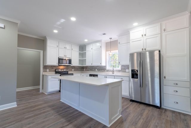 568 Beaver Hut Trail, Eastover, SC 29044