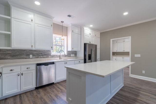 568 Beaver Hut Trail, Eastover, SC 29044