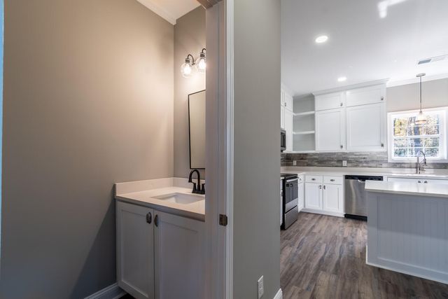 568 Beaver Hut Trail, Eastover, SC 29044