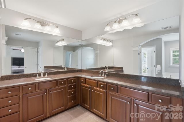 9417 Kings Parade Boulevard, Charlotte, NC 28273