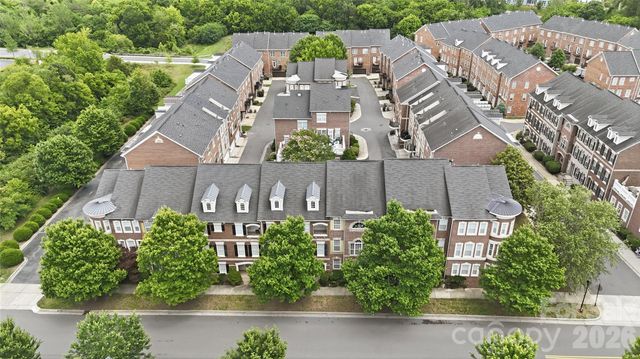 9417 Kings Parade Boulevard, Charlotte, NC 28273