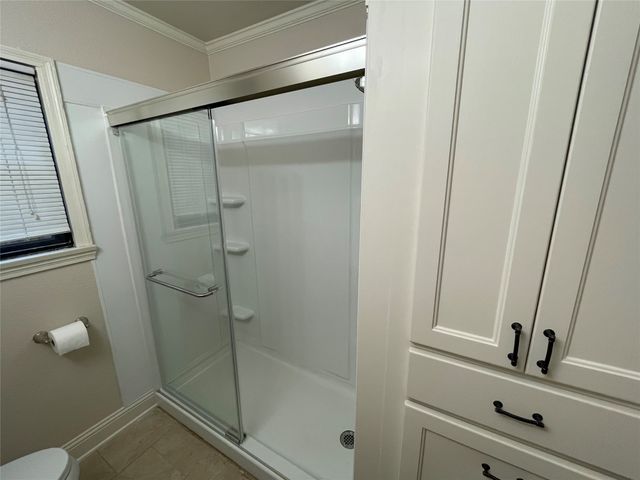 845 Northwood Road, Fort Worth, TX 76107