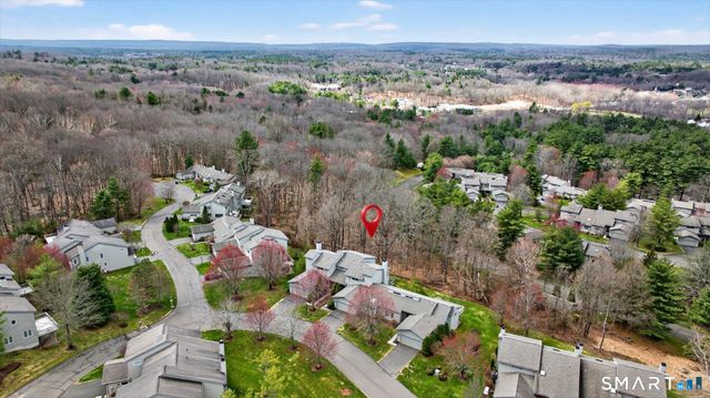 4 Thistle Hollow 4, Avon, CT 06001