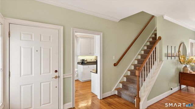 4 Thistle Hollow 4, Avon, CT 06001