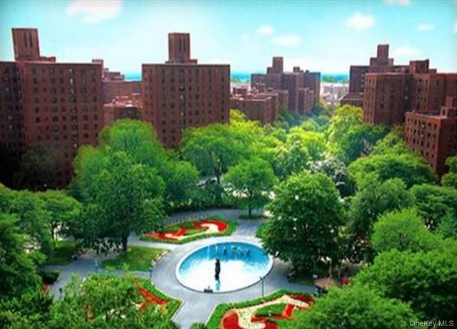 1514 Unionport Road 4A, Bronx, NY 10462