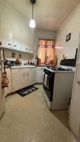 1514 Unionport Road 4A, Bronx, NY 10462