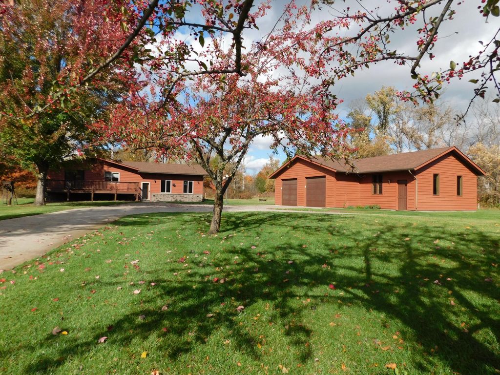 13636 42nd Street SE, Clear Lake, MN 55319