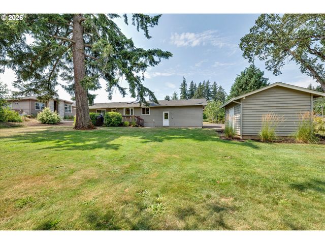 19851 LELAND Rd, Oregon City, OR 97045