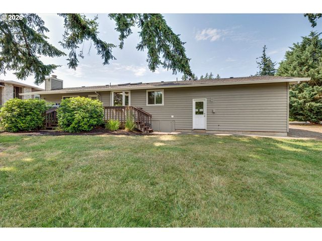 19851 LELAND Rd, Oregon City, OR 97045