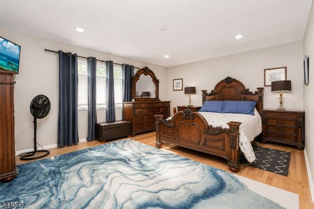 90 Farms Road Cir, East Brunswick Twp., NJ 08816