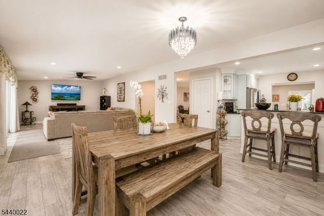 90 Farms Road Cir, East Brunswick Twp., NJ 08816