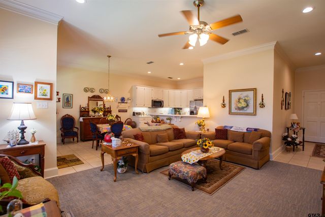 1230 Quinby Ln, Tyler, TX 75701