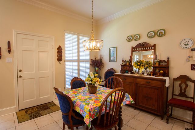 1230 Quinby Ln, Tyler, TX 75701