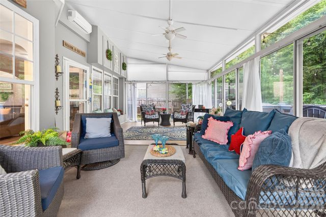 9834 Dominion Crest Drive, Charlotte, NC 28269
