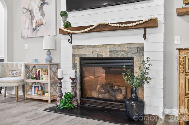 9834 Dominion Crest Drive, Charlotte, NC 28269