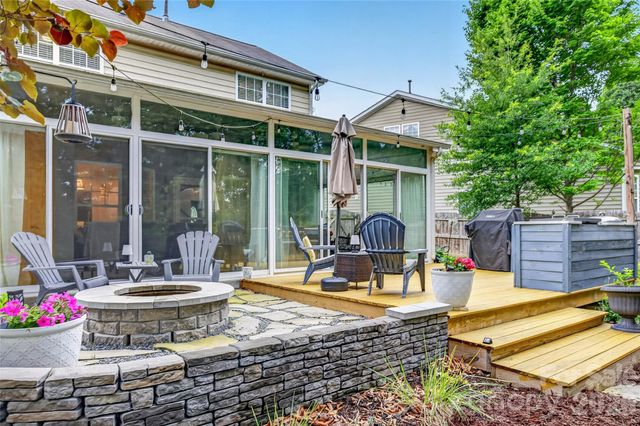 9834 Dominion Crest Drive, Charlotte, NC 28269