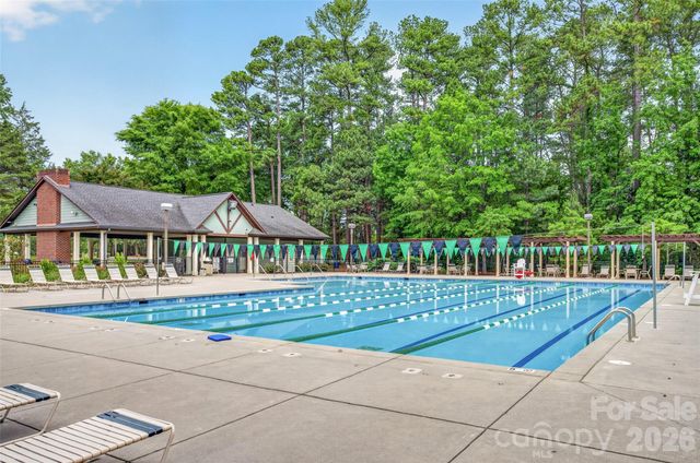 9834 Dominion Crest Drive, Charlotte, NC 28269