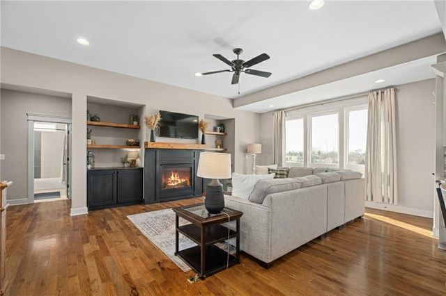 12706 Ashley Court, Lawrence, KS 66044