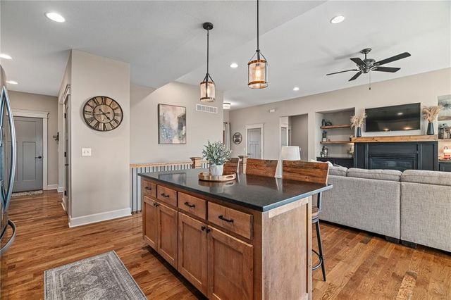 12706 Ashley Court, Lawrence, KS 66044