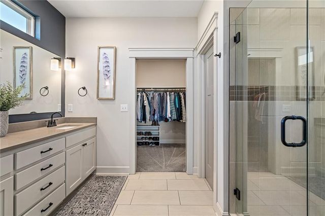 12706 Ashley Court, Lawrence, KS 66044