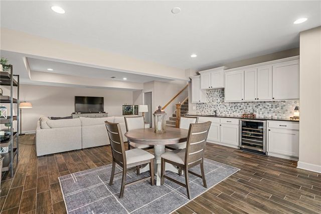 12706 Ashley Court, Lawrence, KS 66044