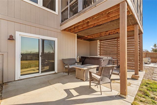 12706 Ashley Court, Lawrence, KS 66044