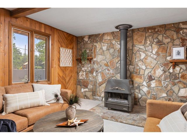 2807 Lakecrest Pl, Loveland, CO 80538