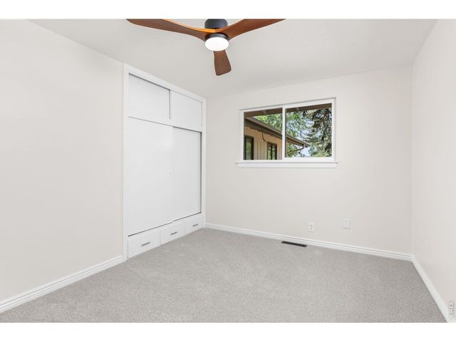 2807 Lakecrest Pl, Loveland, CO 80538