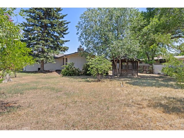 2807 Lakecrest Pl, Loveland, CO 80538