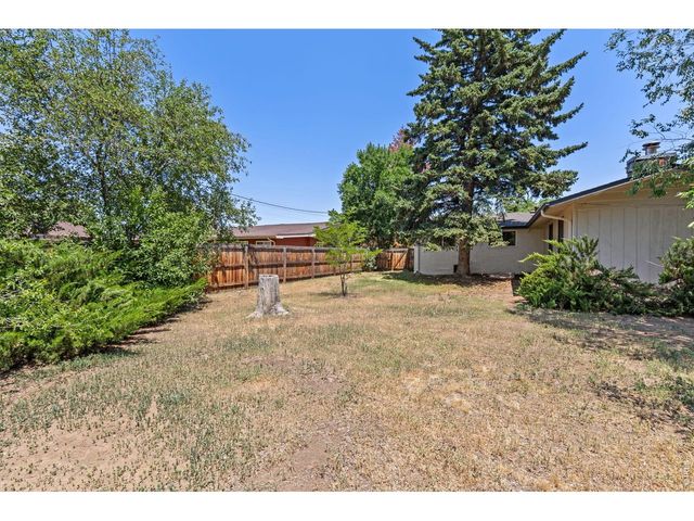 2807 Lakecrest Pl, Loveland, CO 80538